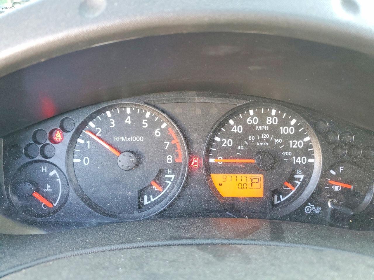 Nissan Frontier Sv