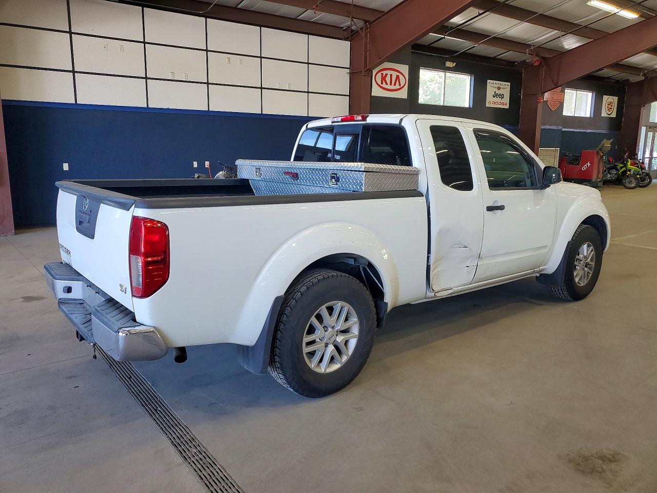 Nissan Frontier Sv