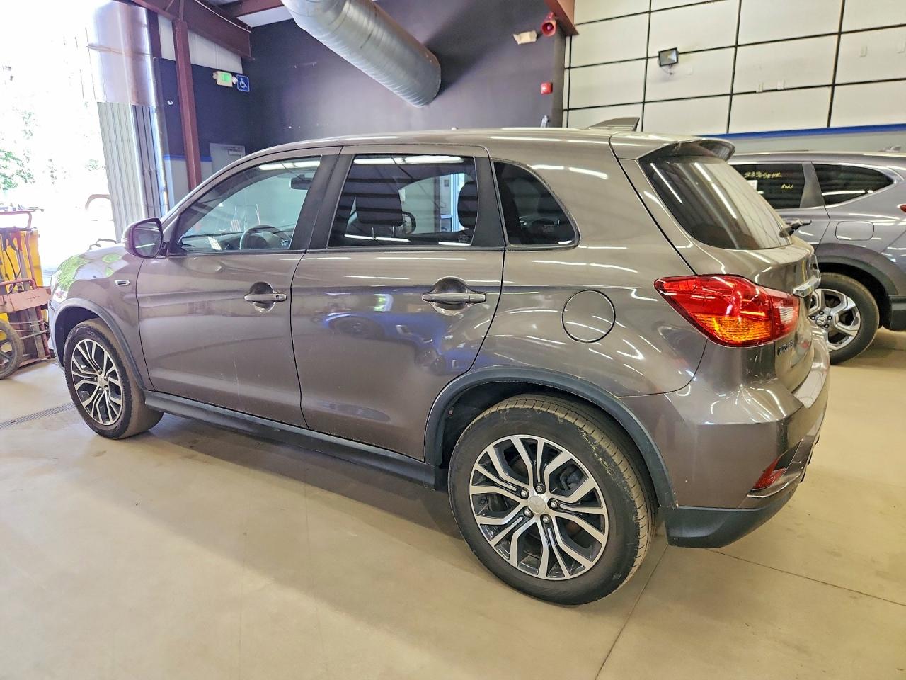 Mitsubishi Outlander Es