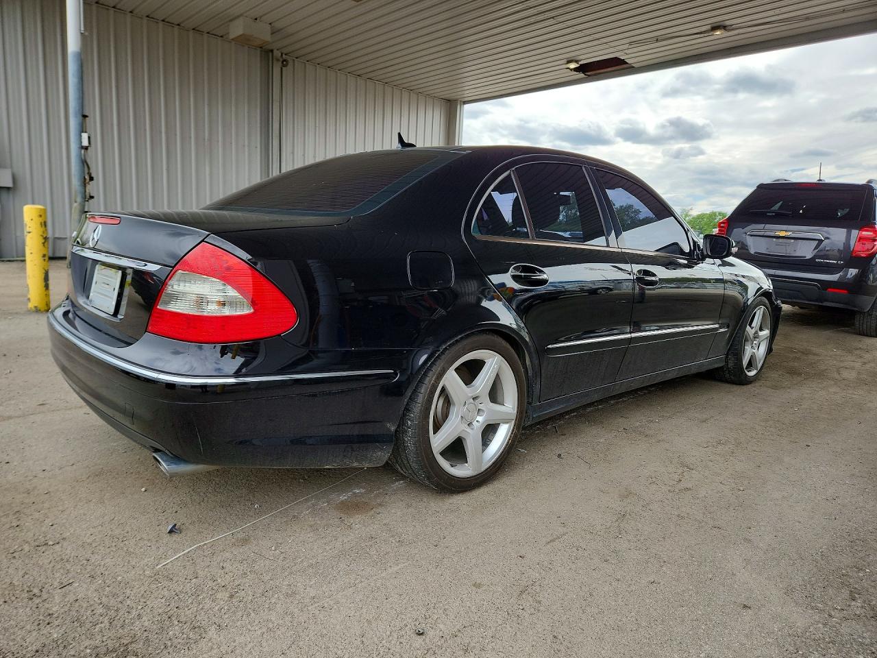 Mercedes-Benz E-Class 350