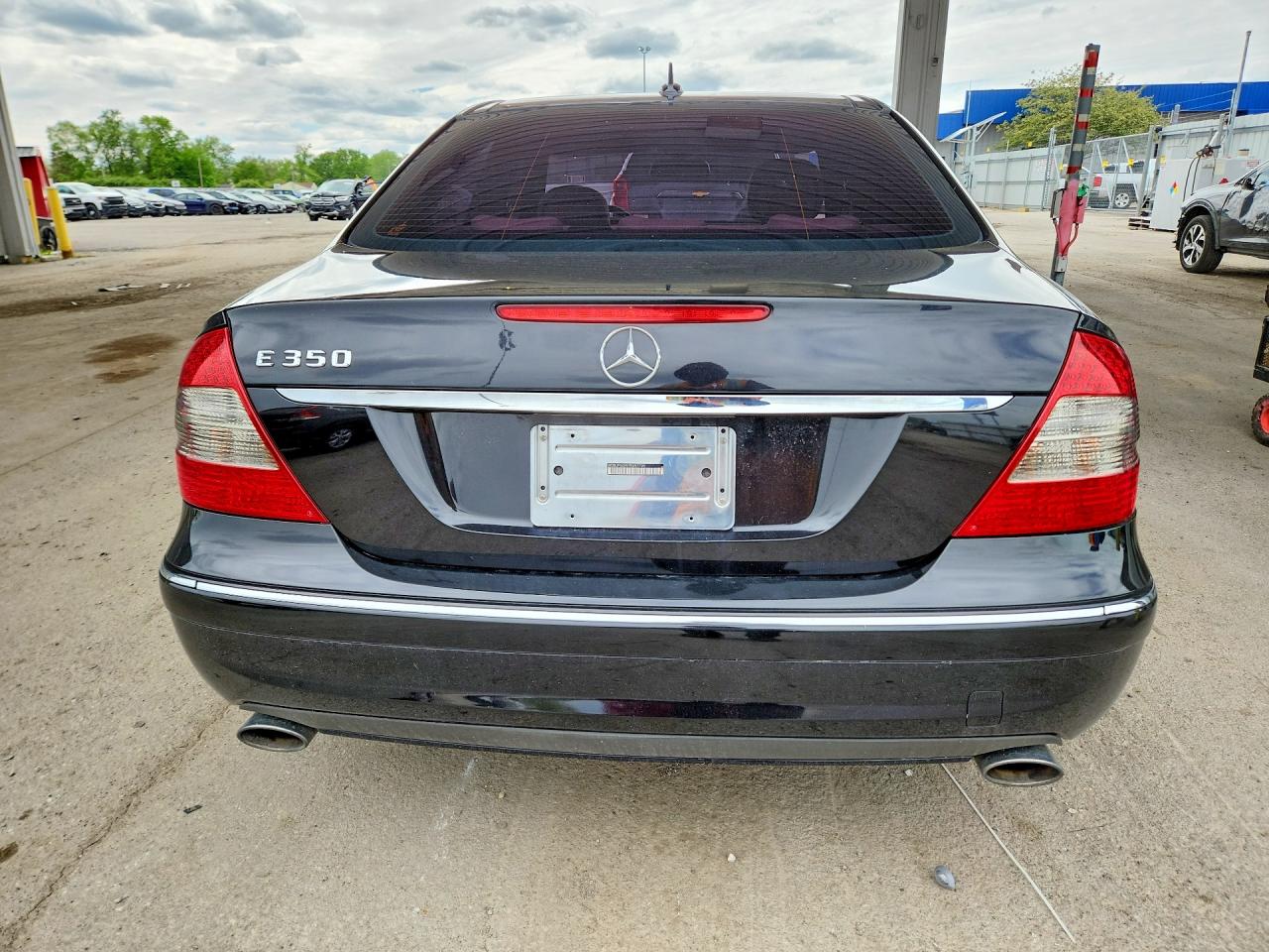 Mercedes-Benz E-Class 350
