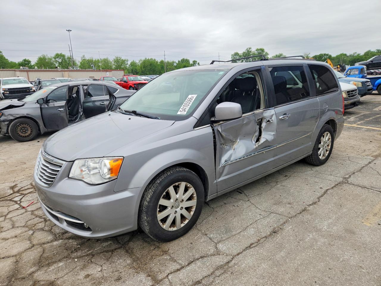 Salvage Chrysler Minivan Image