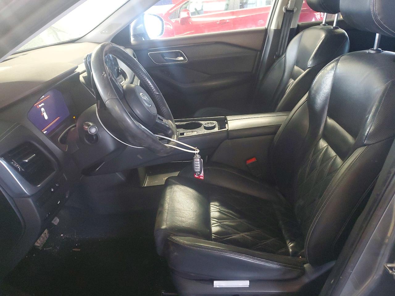 Nissan Rogue Platinum