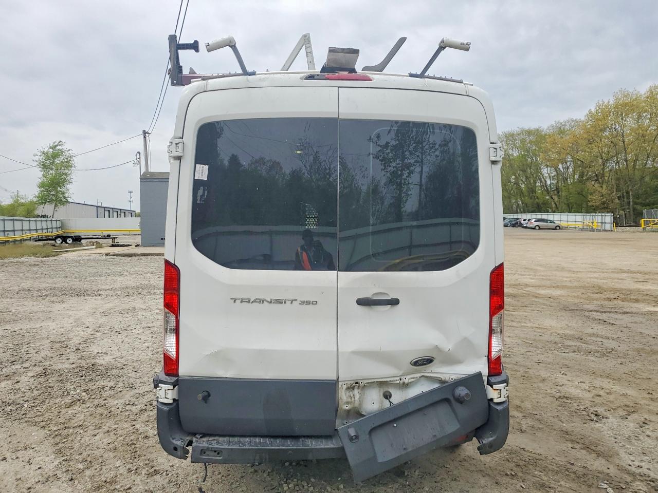 Ford Transit T-350