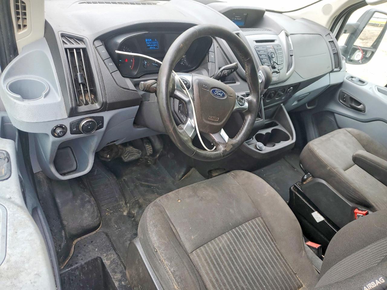 Ford Transit T-350