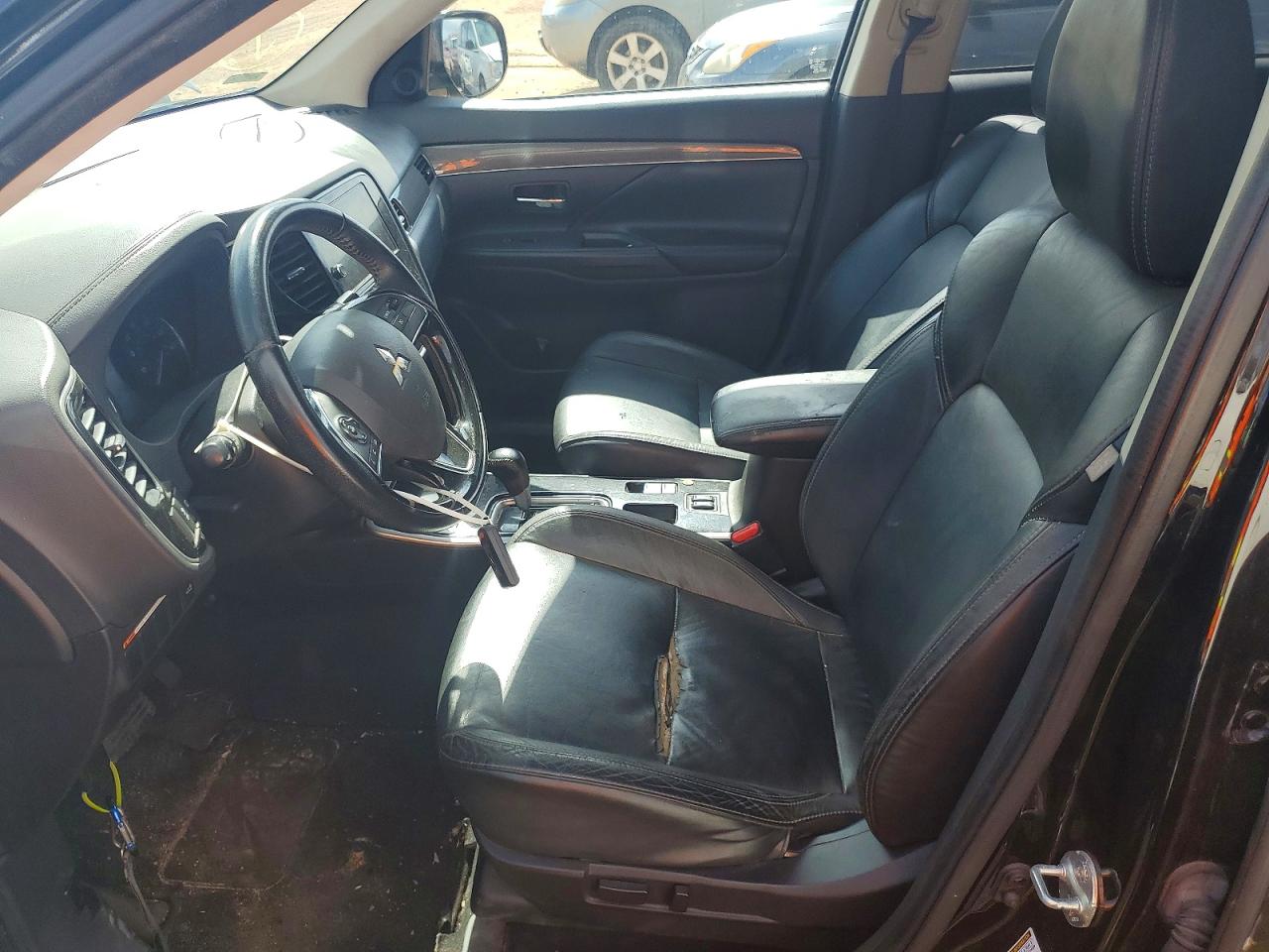 Mitsubishi Outlander Se