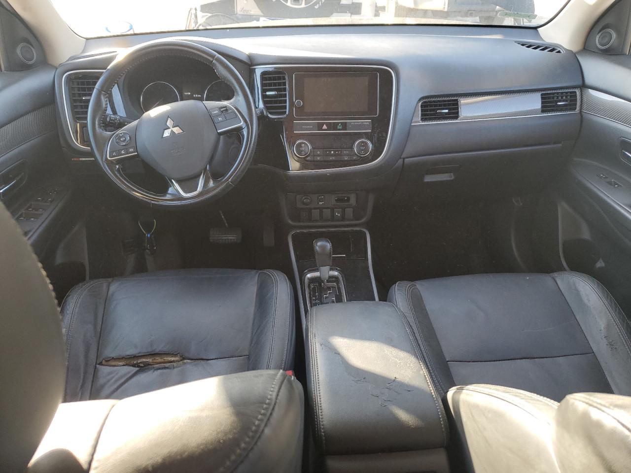 Mitsubishi Outlander Se