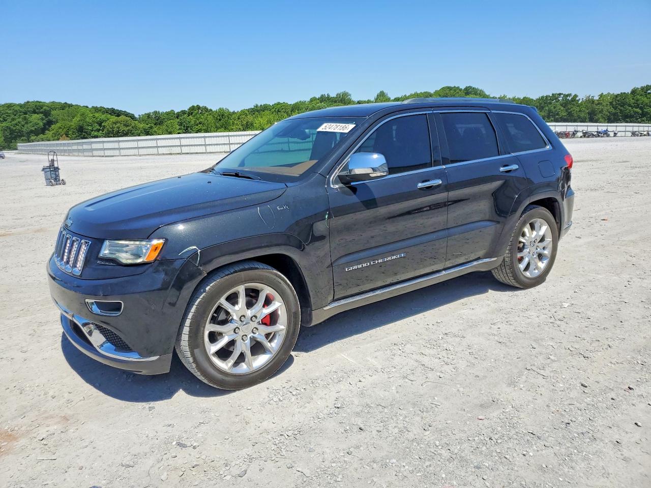 Salvage Jeep Grand Cherokee Image
