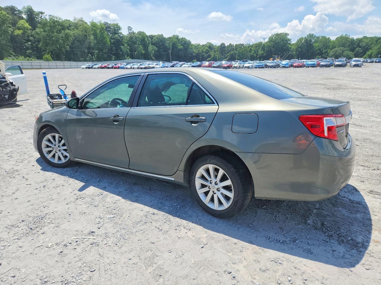 Toyota Camry Xle