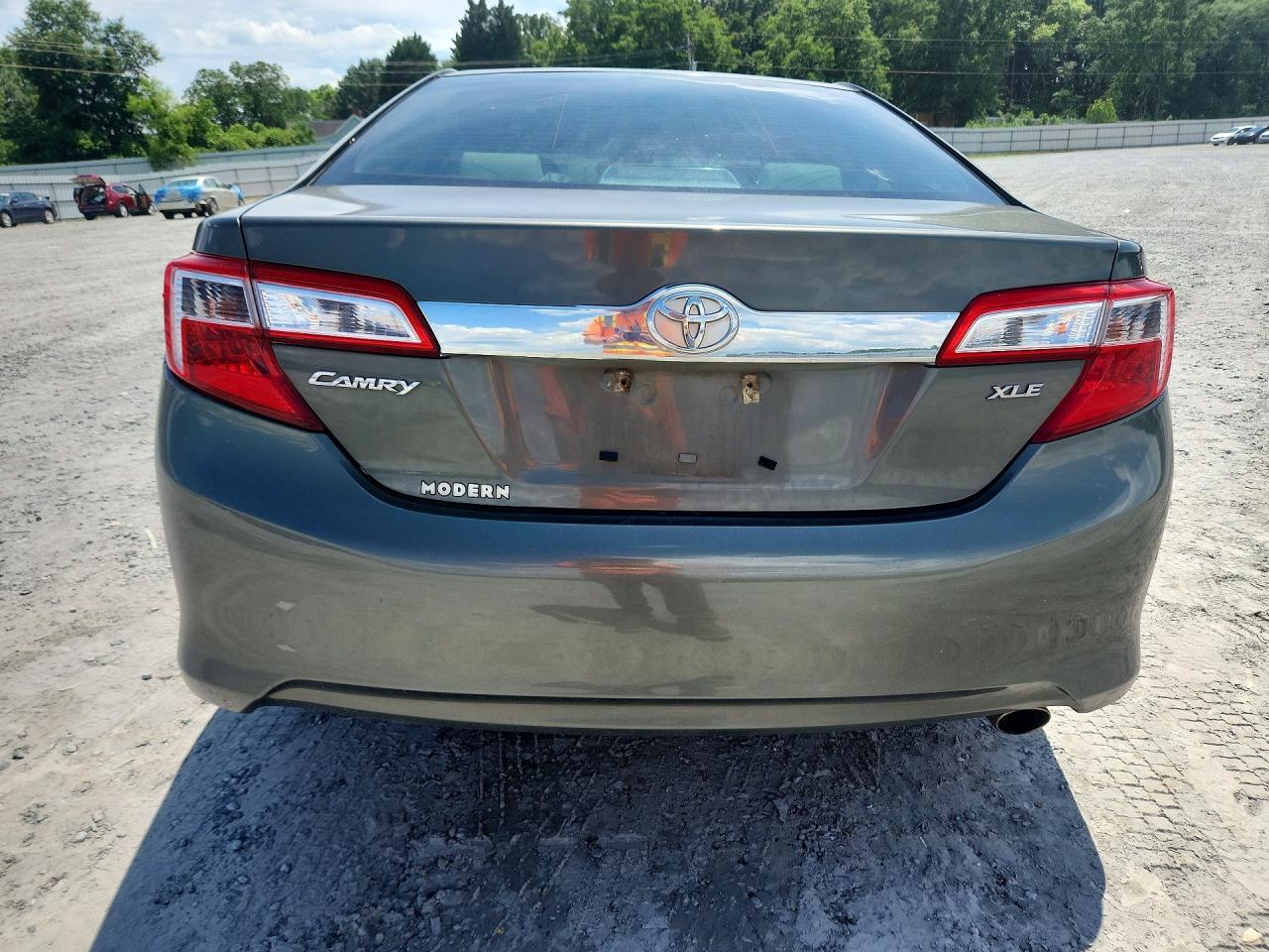 Toyota Camry Xle