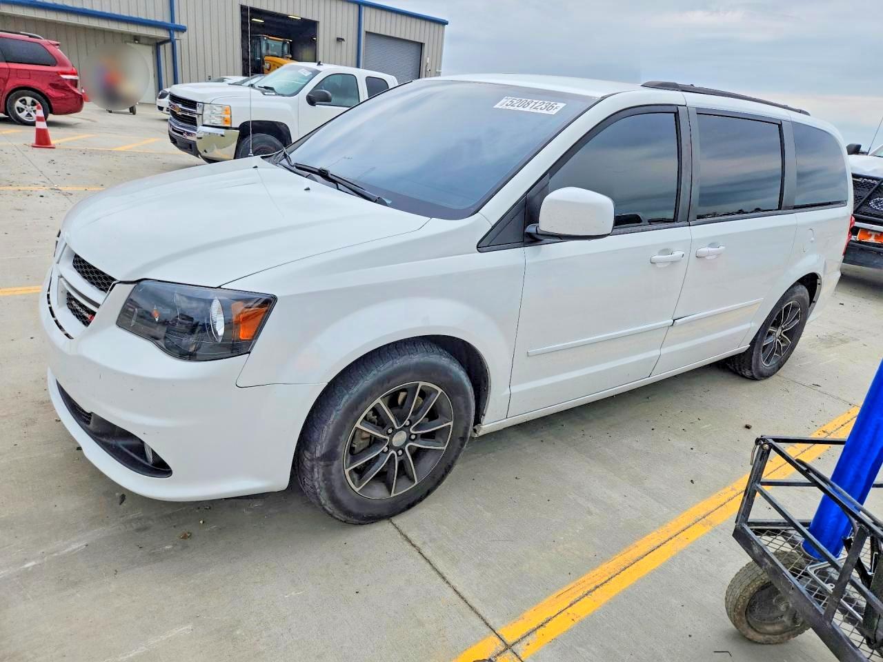 Salvage Dodge Caravan Image
