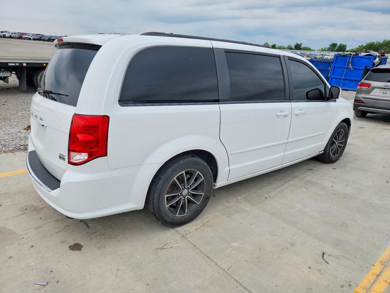 Dodge Caravan Gt