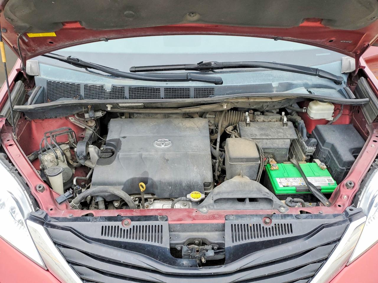 Toyota Sienna Le