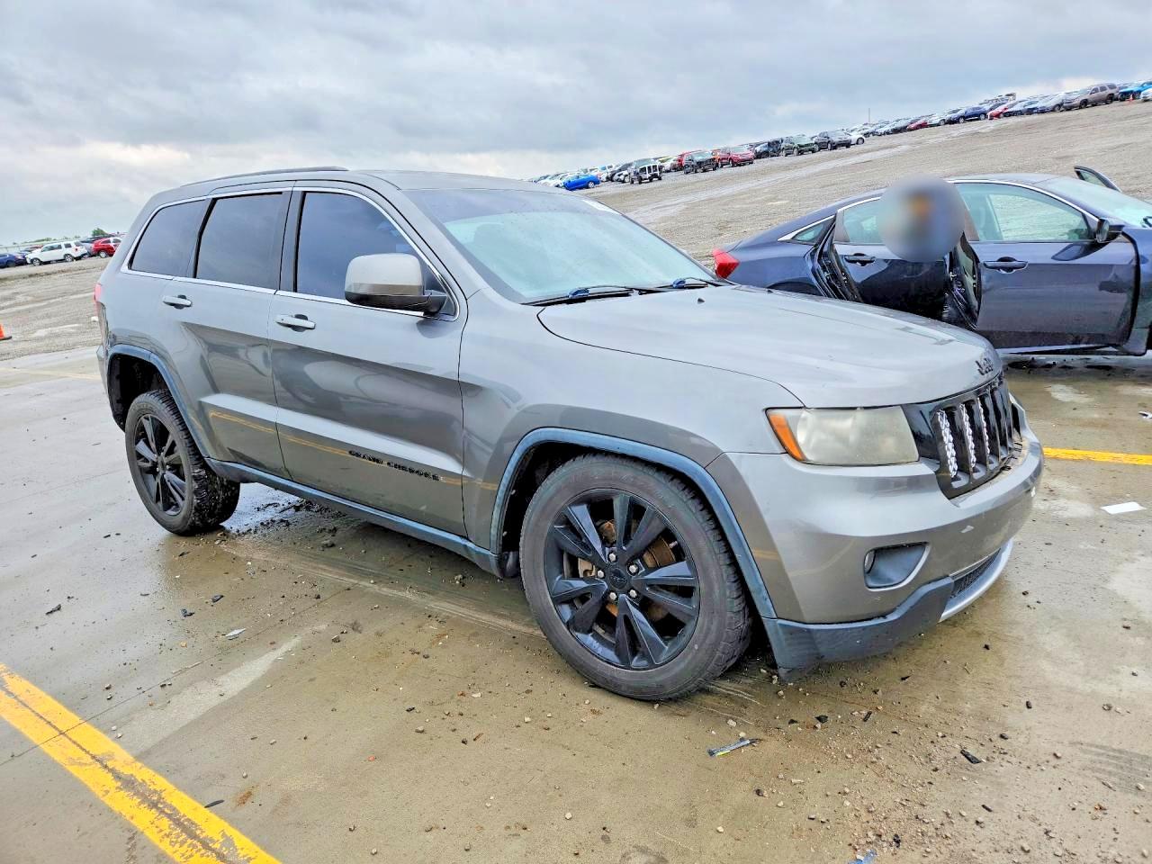 Jeep Grand Cherokee Laredo
