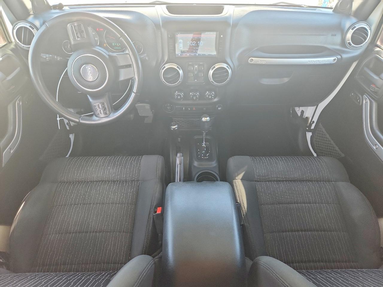 Jeep Wrangler Sahara