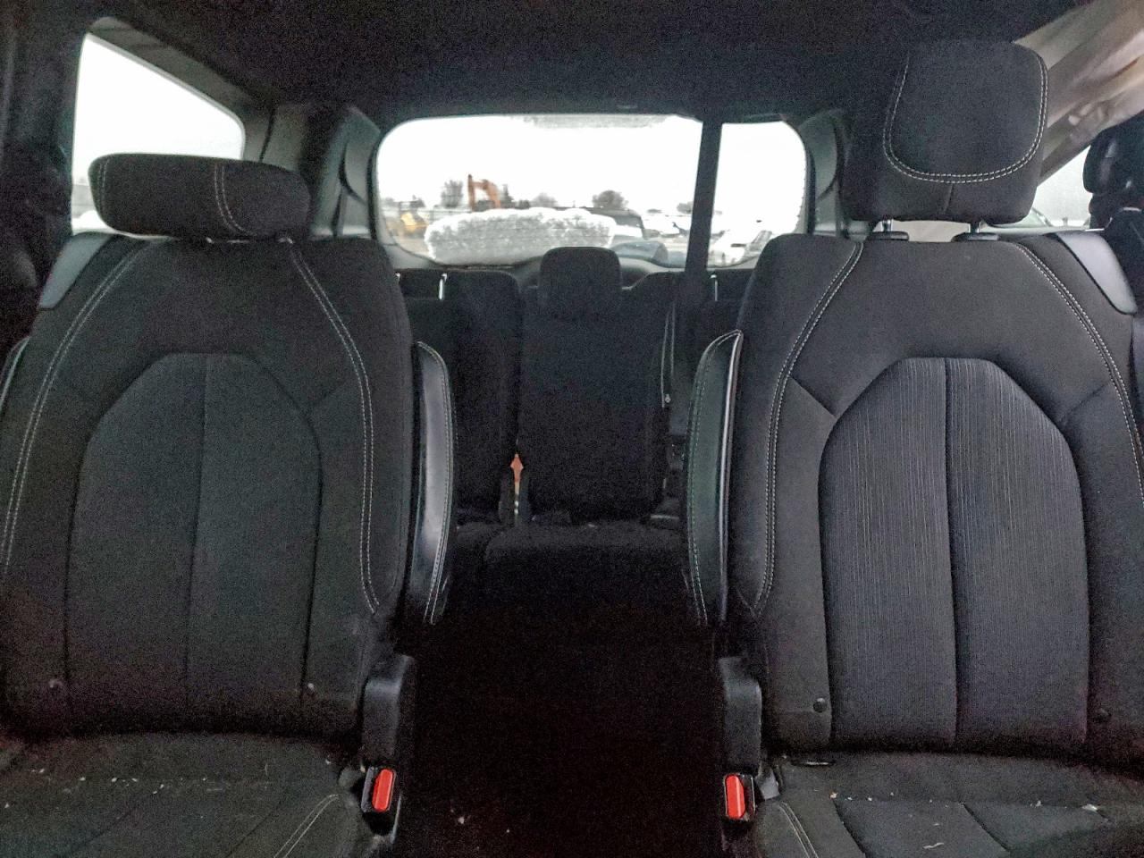 Chrysler Pacifica Touring