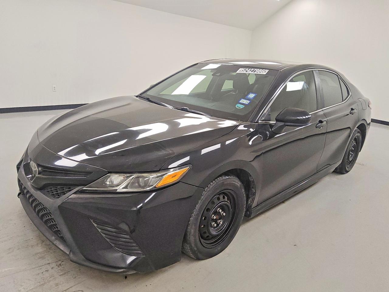 Salvage Toyota Camry Image