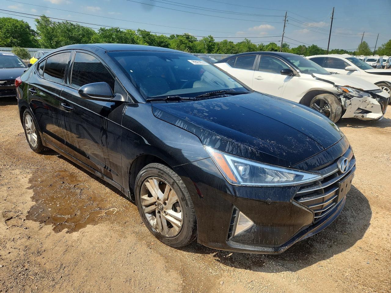 Hyundai ELANTRA Sel