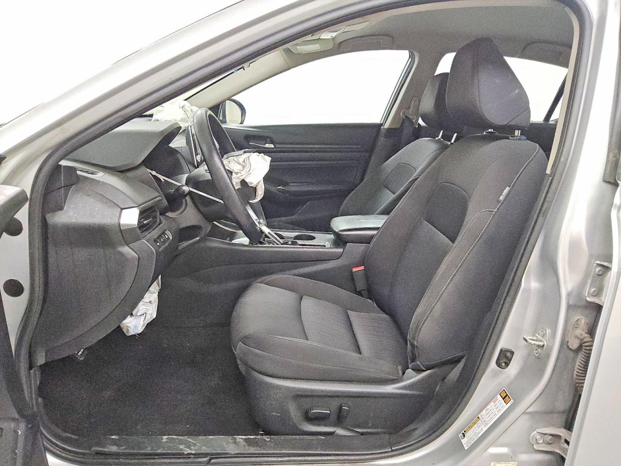 Nissan Altima S