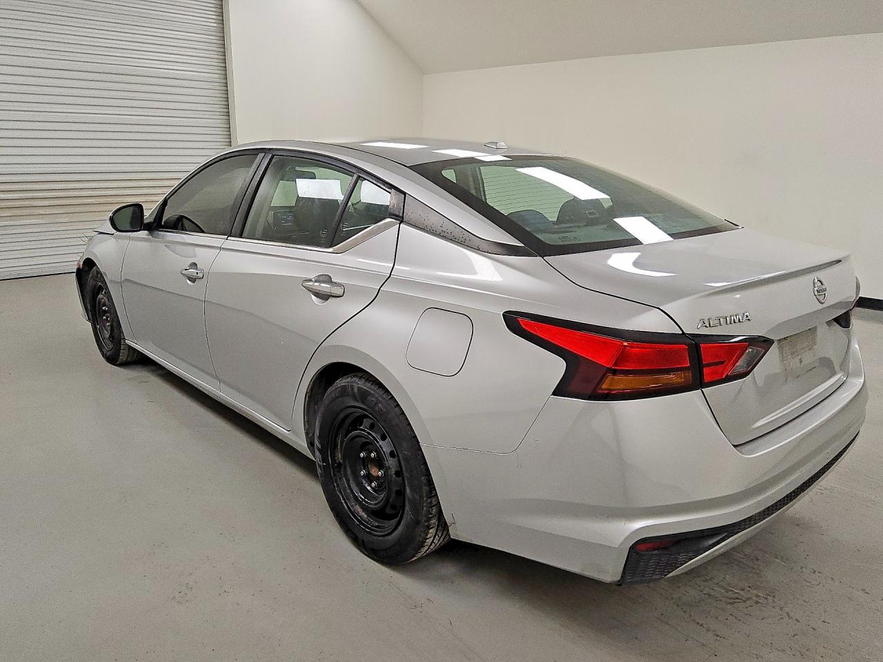 Nissan Altima S