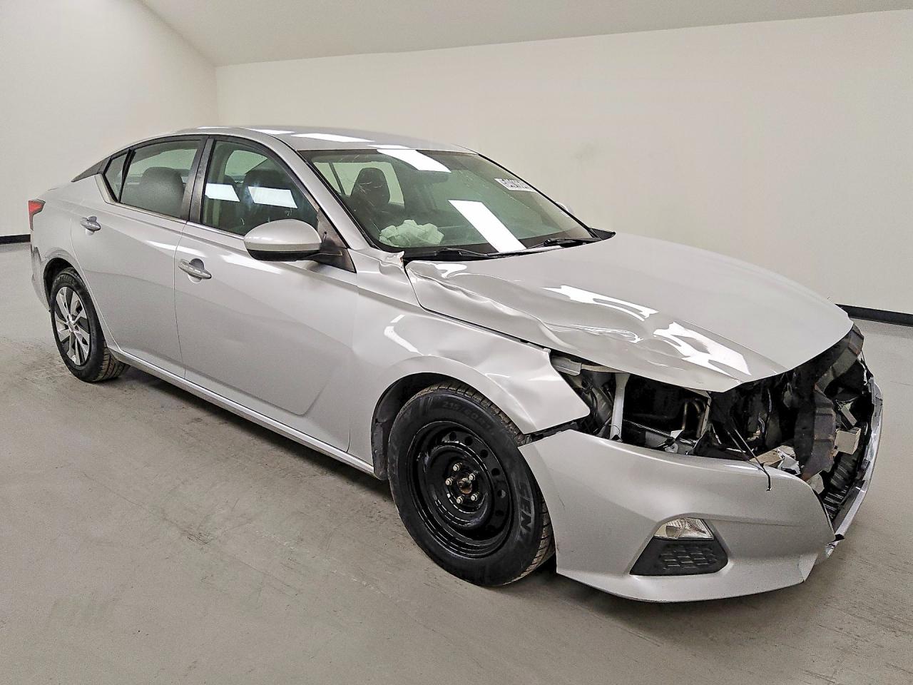 Nissan Altima S