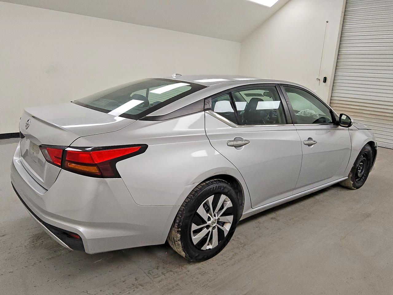 Nissan Altima S