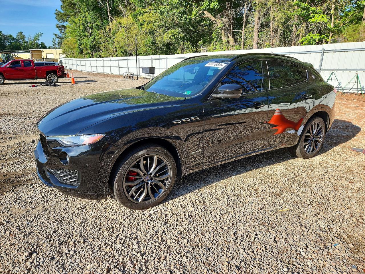 Salvage Maserati Levante Image