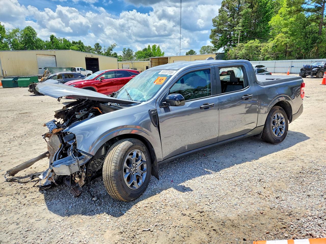 Salvage Ford Maverick Image