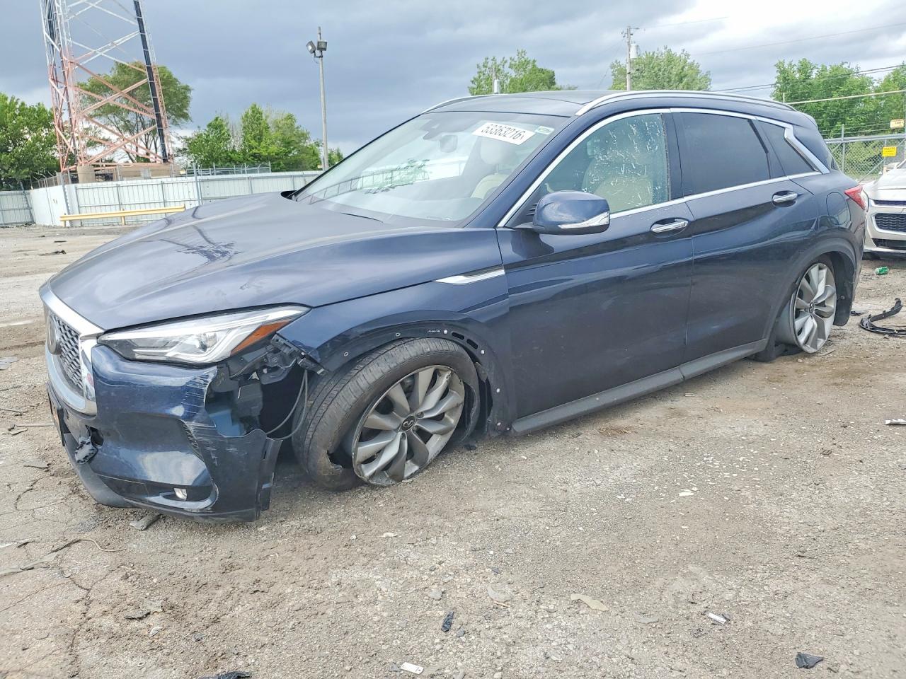 Salvage INFINITI Qx Image