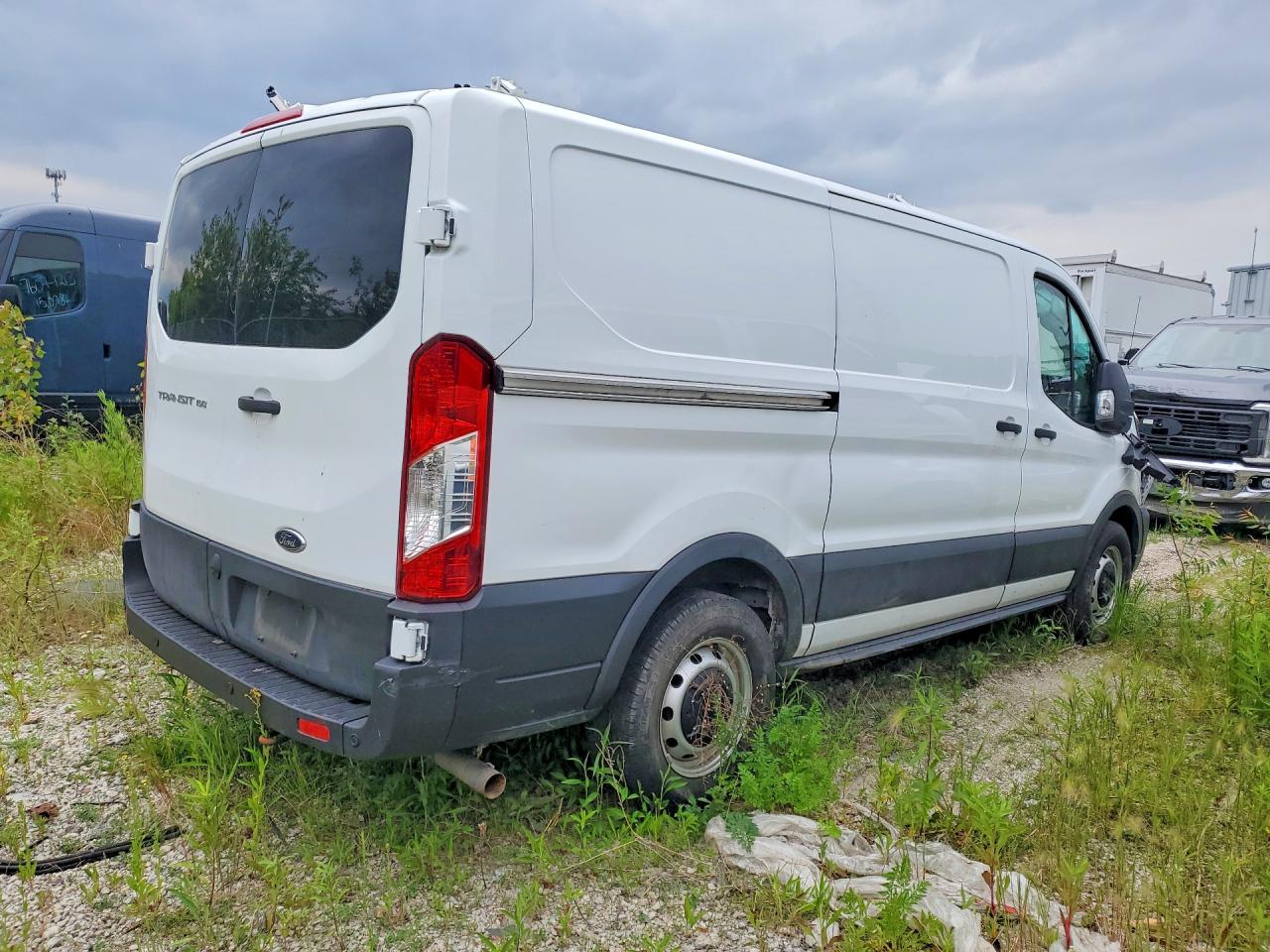 Ford Transit T-150