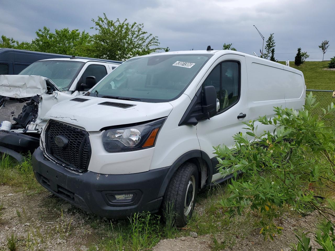 Salvage Ford Transit Image