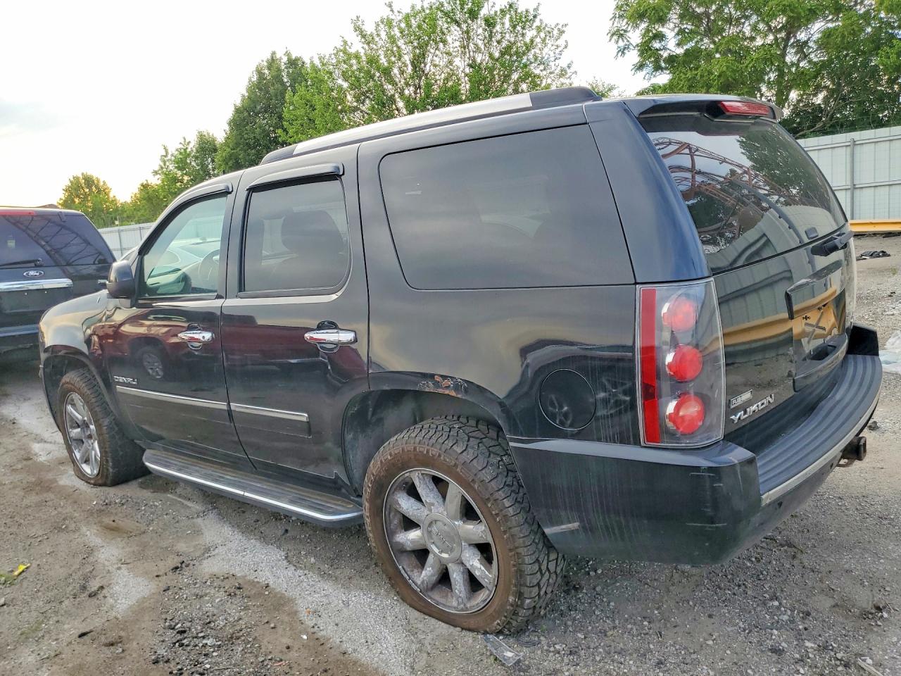 GMC Yukon Denali