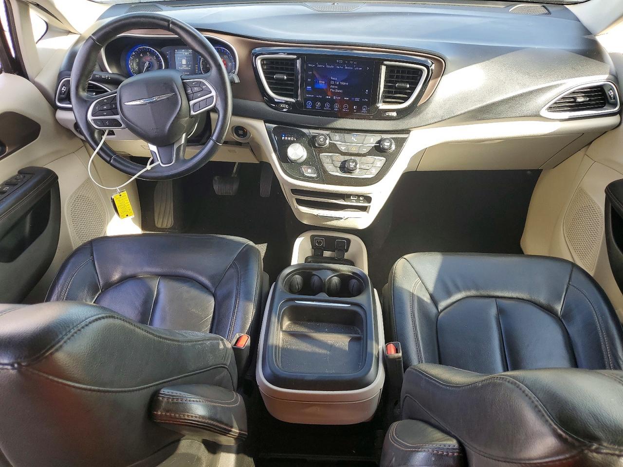Chrysler Pacifica Touring L