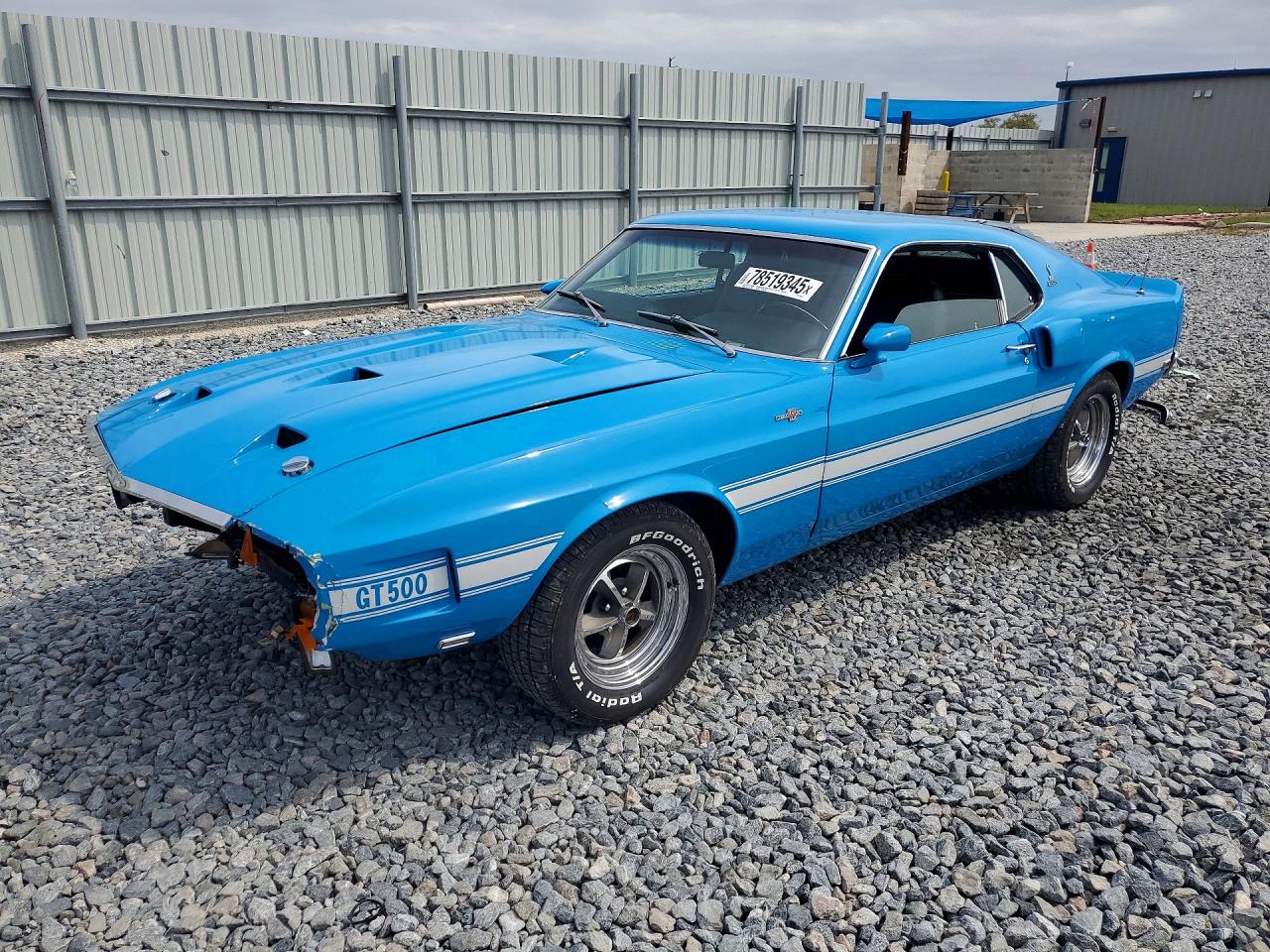 Salvage Ford Mustang Image