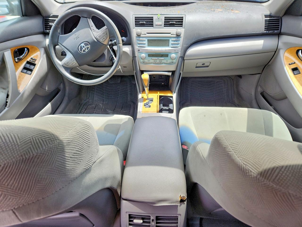 Toyota Camry Xle