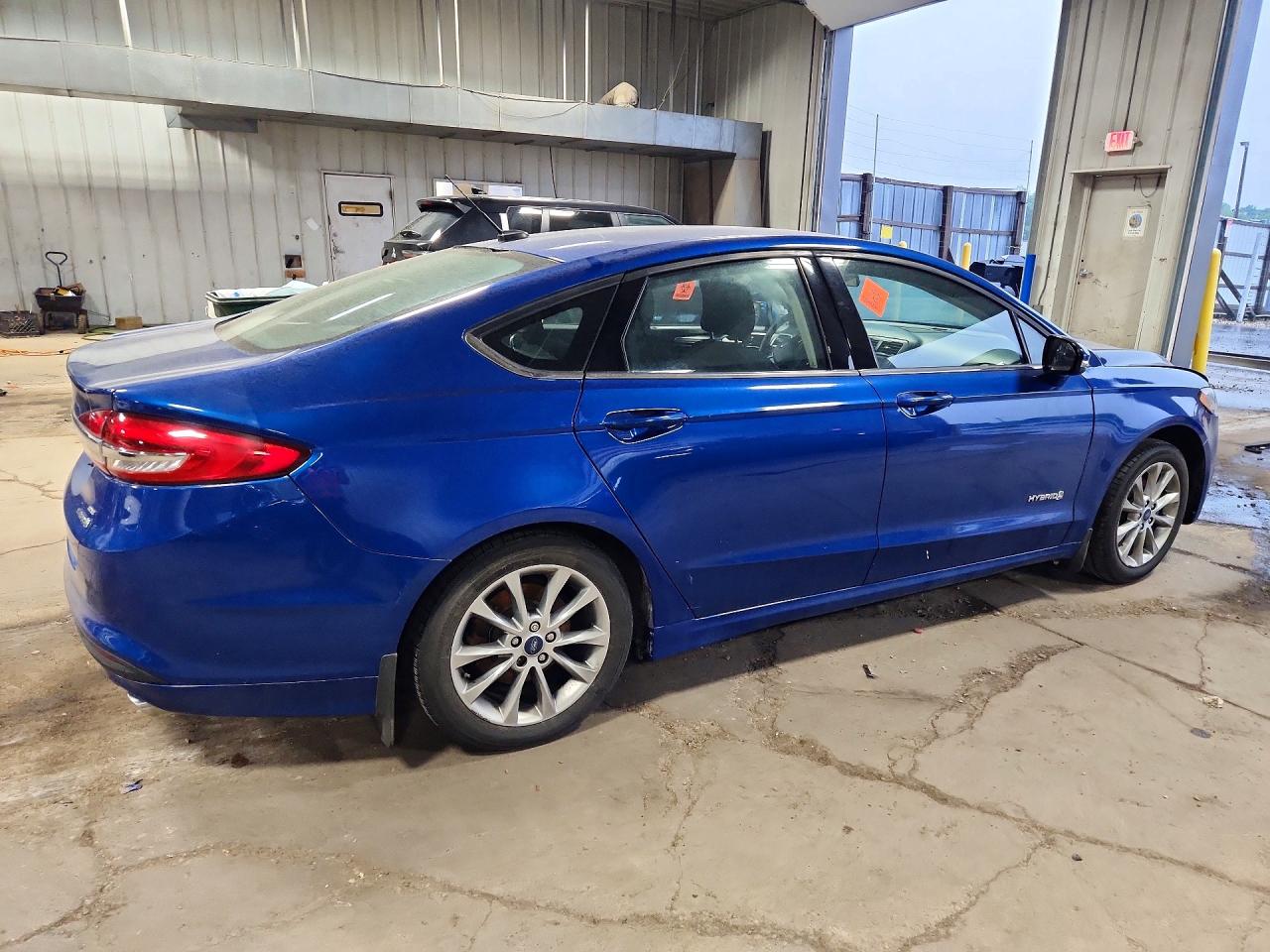 Ford Fusion Se Hybrid