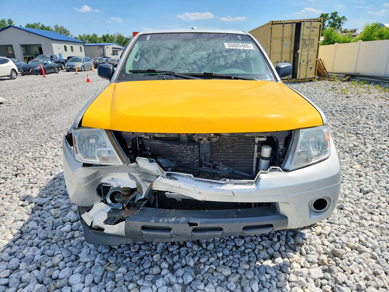 Nissan Frontier S