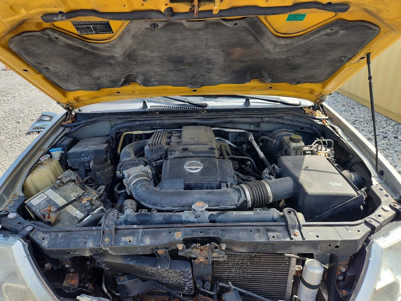 Nissan Frontier S