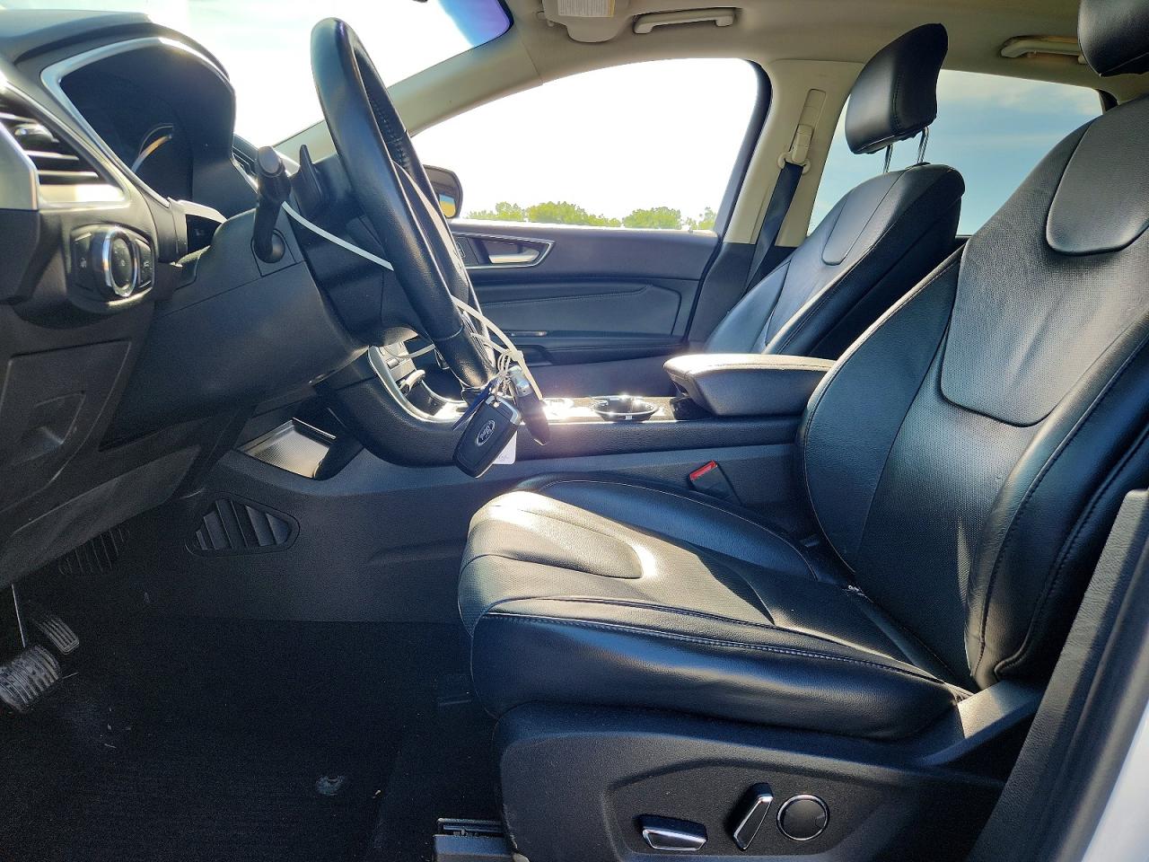 Ford Edge Titanium