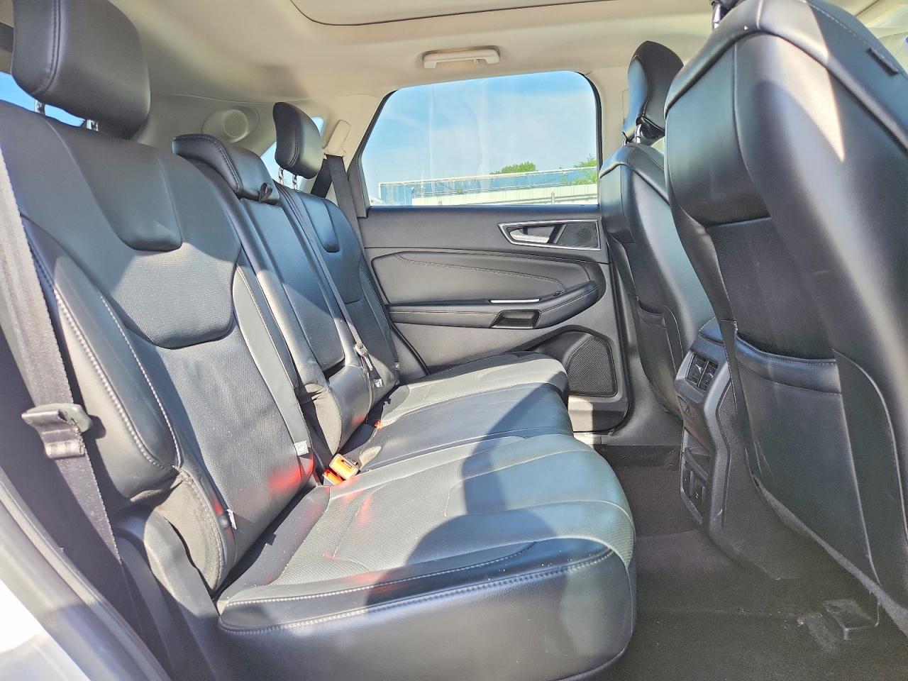 Ford Edge Titanium
