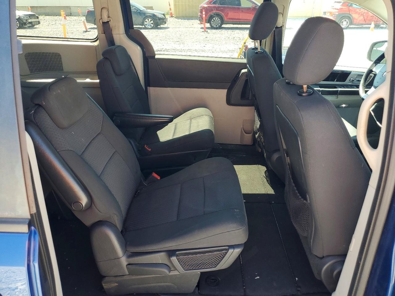 Dodge Caravan Sxt