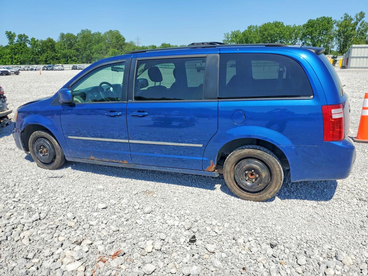 Dodge Caravan Sxt