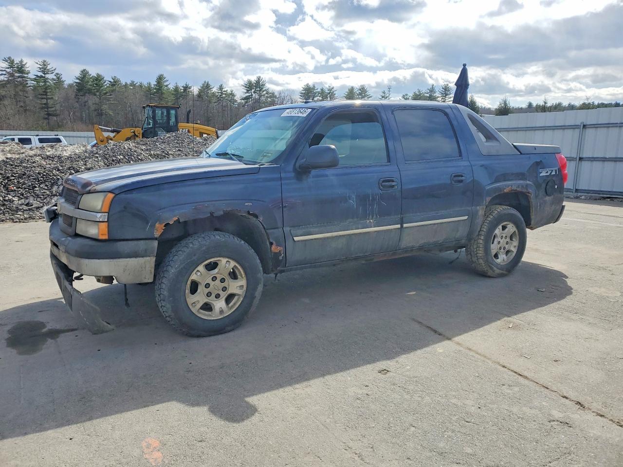 Salvage Chevrolet Avalanche Image