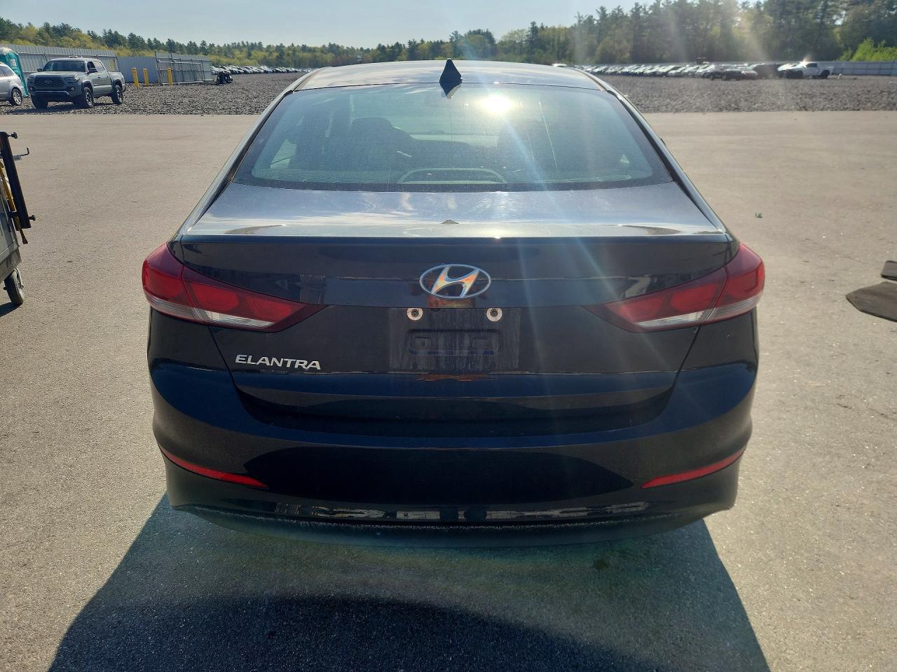 Hyundai ELANTRA Value Edition