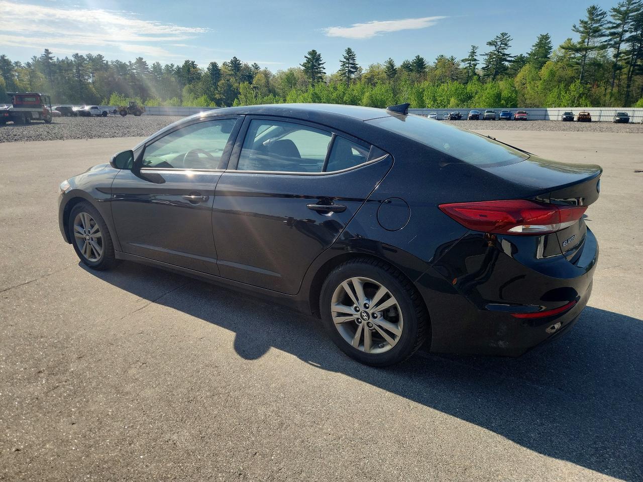 Hyundai ELANTRA Value Edition