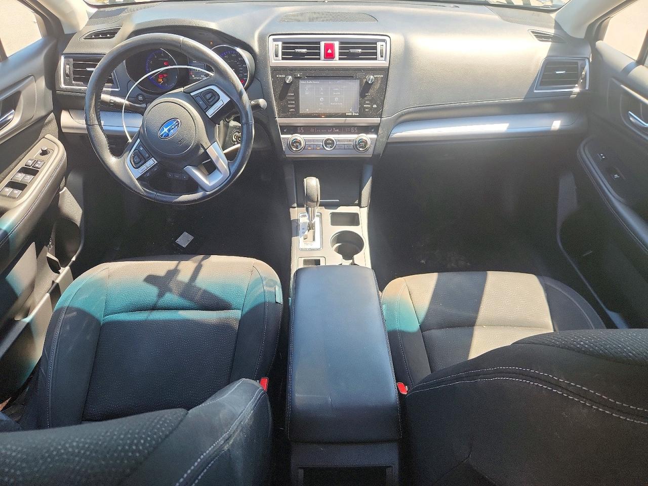Subaru Legacy 2.5i Premium