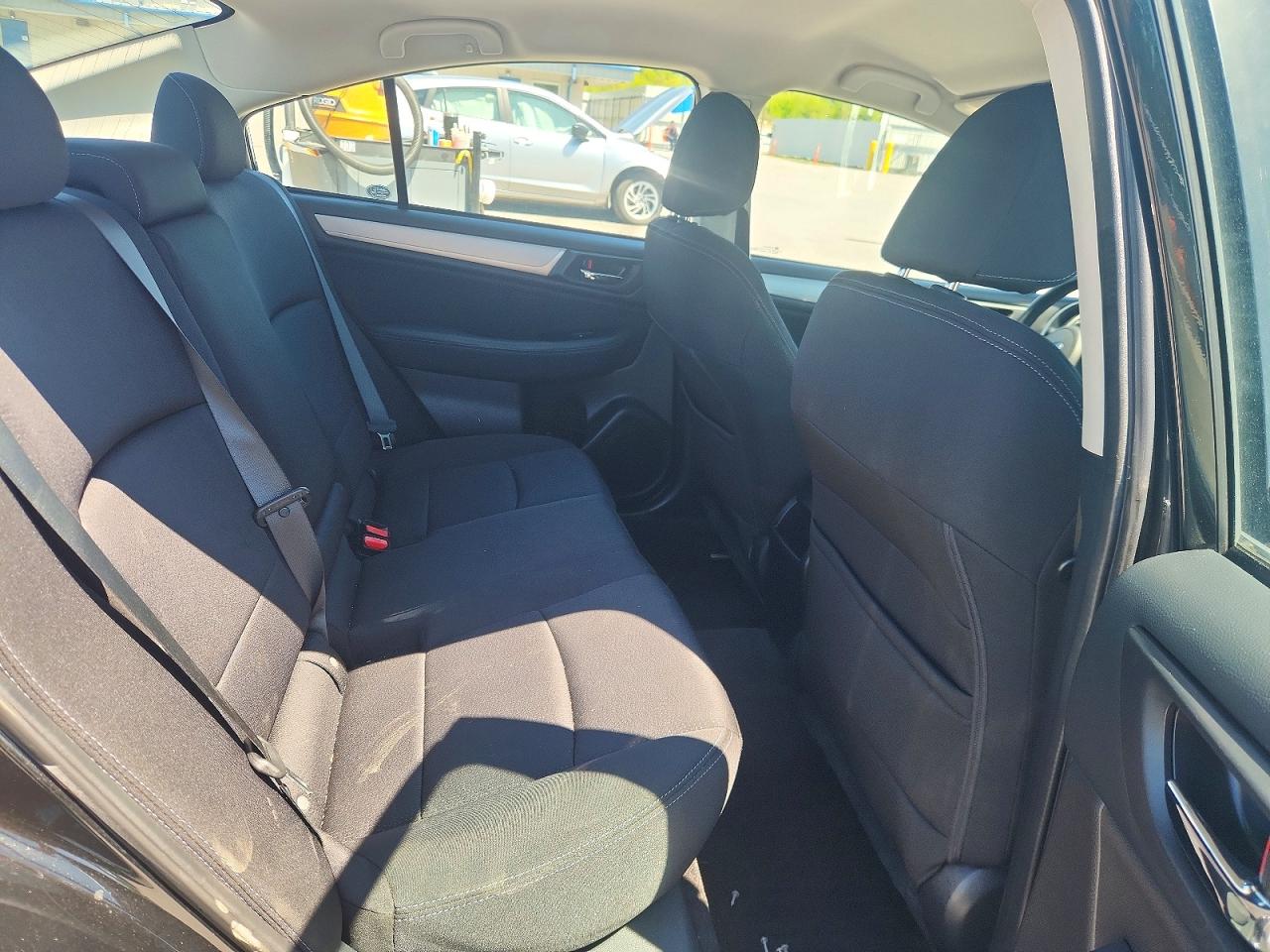 Subaru Legacy 2.5i Premium