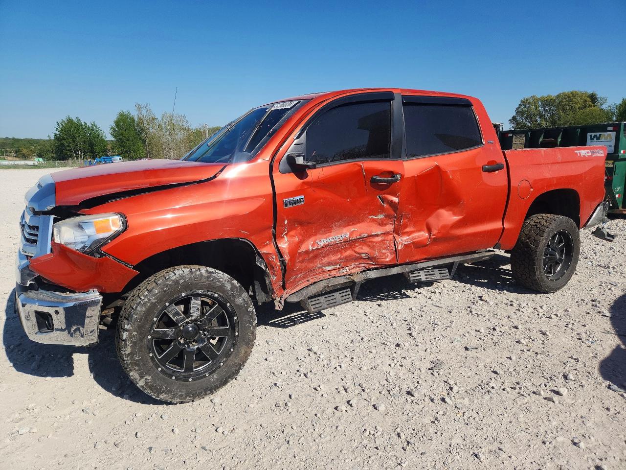 Salvage Toyota Tundra Image