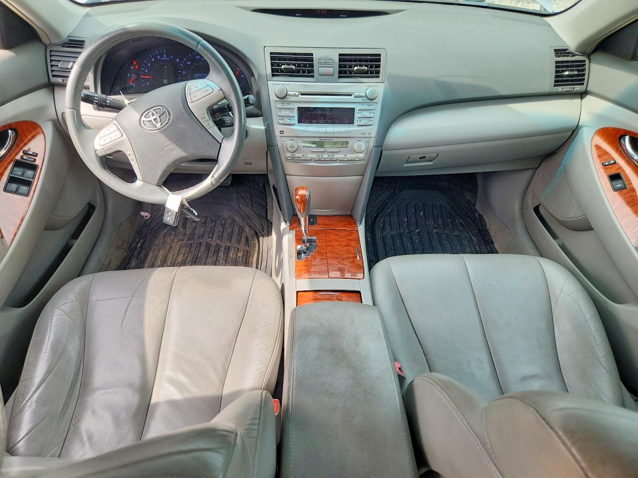 Toyota Camry Xle