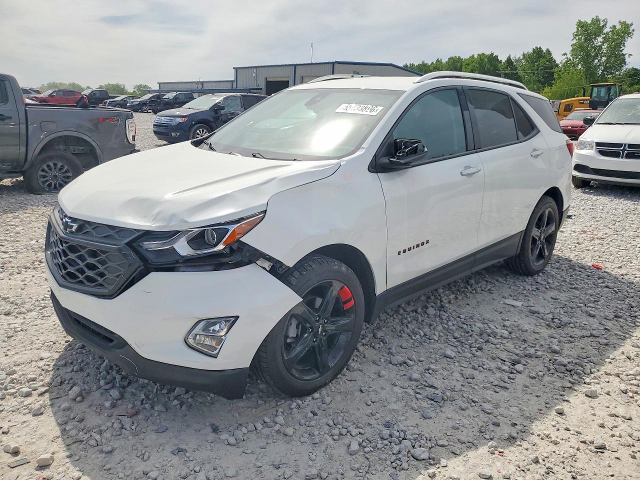 Salvage Chevrolet Equinox Image
